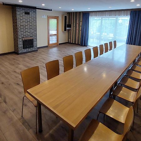 Viesumaja Kuncisi Murjanos Murjani Екстериор снимка
